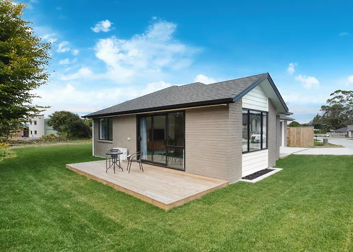 Stylish 4 Bedroom House Brand New In Rotorua