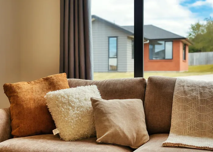 Stylish 4 Bedroom House Brand New In * Rotorua